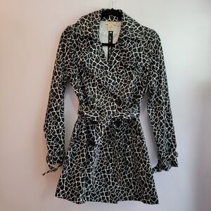 Vertigo Paris Black and White Trench Coat Size Med.